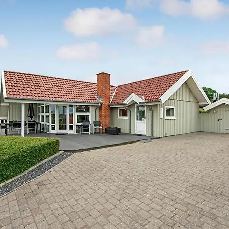 Prázdninový dům Lovely Home In Nordborg With Sauna Nordborg