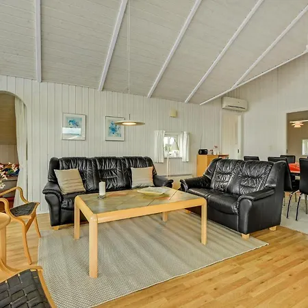 Preciosa Casa En Con Sauna Сasa de vacaciones Nordborg