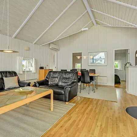 Сasa de vacaciones Preciosa Casa En Con Sauna *
