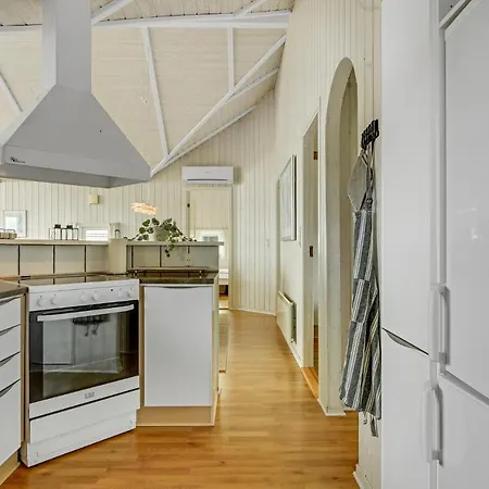 Lovely Home In Nordborg With Sauna Prázdninový dům *